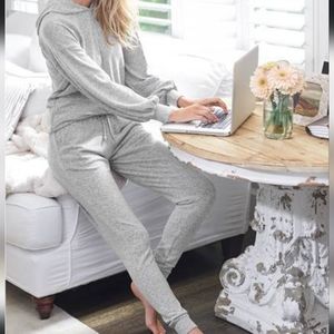 Venus Women's Hacci Jogger & Sweatshirt Set Heather Grey